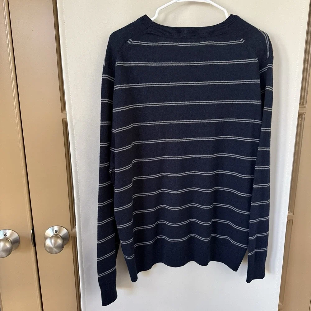 J. Crew Men's‎ Large Navy Blue Grey Stripe Merino Wool Blend Long Sleeve Sweater